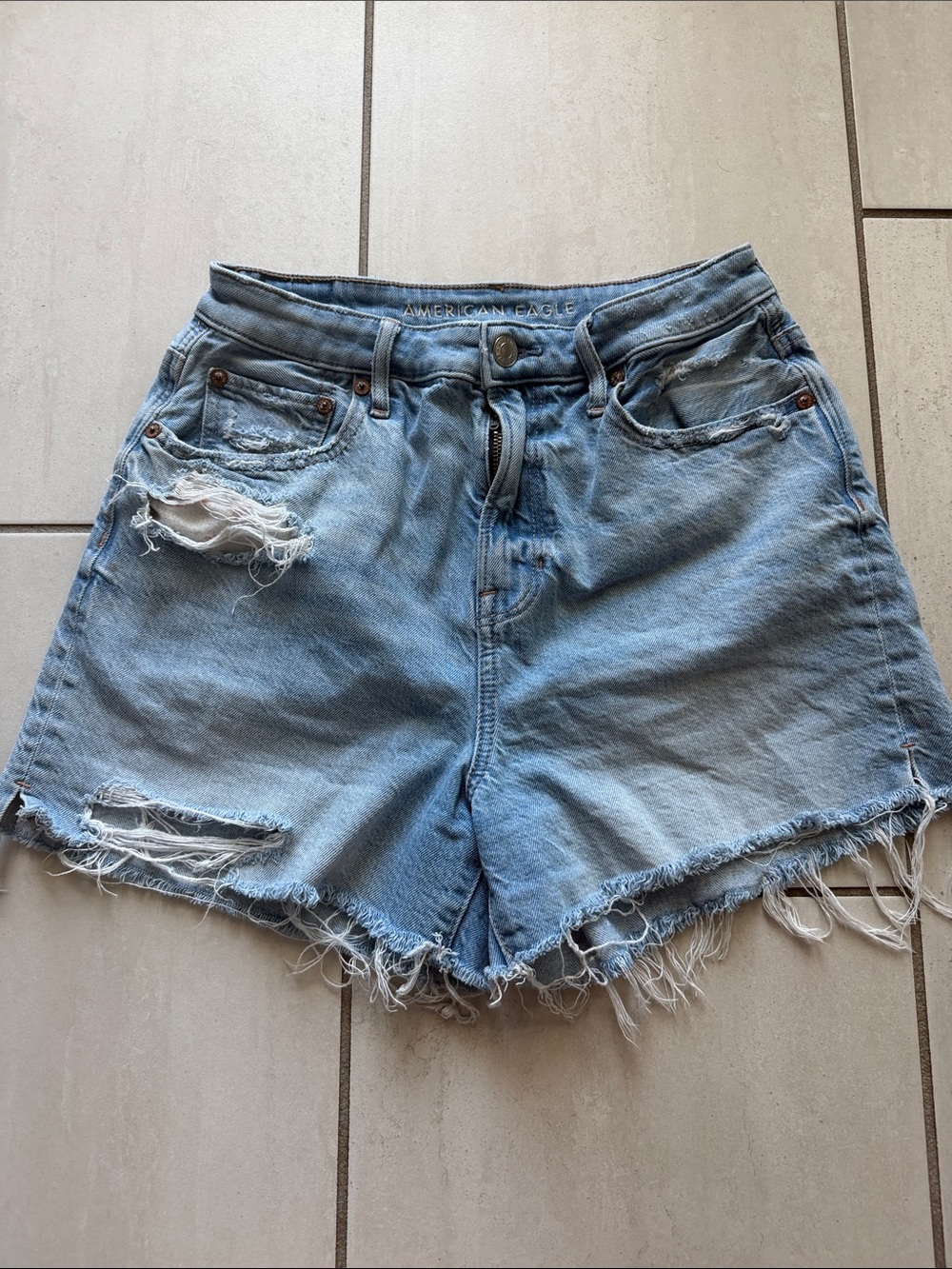 Embroidered Denim Women's Mom Shorts & High-Waisted 90s Boyfriend Short - Picture 10 of 14